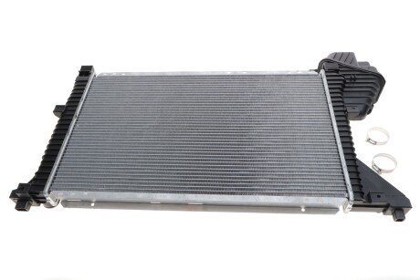 Радіатор охолодження MB Sprinter 208-416CDI (АКПП) UA63 NRF 55349