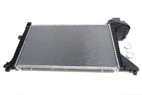 Радіатор охолодження MB Sprinter 208-416CDI (АКПП) UA63 NRF 55349