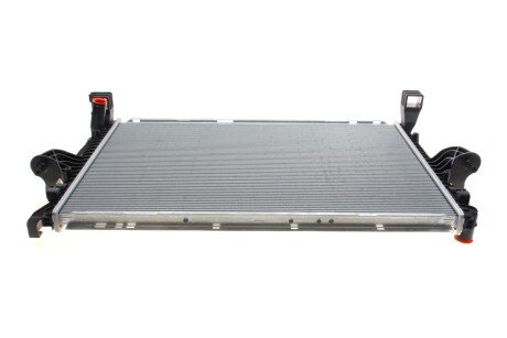 Радіатор охолодження VW Multivan/T6 2.0TDI 15- (opt-om) NRF 560008