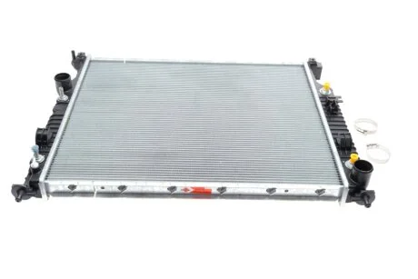 Радиатор охлаждения MB ML-class (W164)/Gl-class (X164) 3.0CDI/4.7-5.5 05-12 (opt-om) NRF 56074