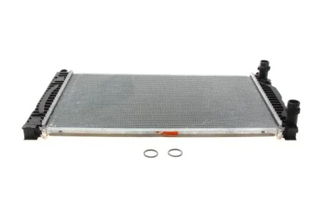 Радіатор охолодження Audi A6/VW Passat 1.6-2.3 97-05 UA63 NRF 56127