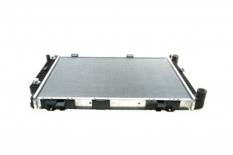 Радіатор охолодження MB E-class (W210) 2.8/3.2 95-097 (M104) (opt-om) NRF 58098