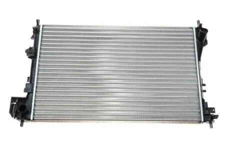 Радіатор охолодження Opel Vectra C 1.6-1.8 16V 02- (Економ-клас) UA63 NRF 58203A