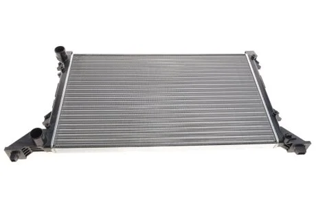 Радіатор охолодження VW LT 2.5-2.8TDI 96- (opt-om) NRF 58240