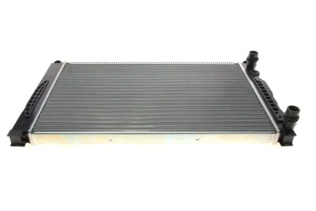 Радіатор охолодження двигуна AUDI A4 94- (вир-во) NRF 58259