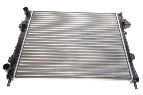 Радіатор охолодження Renault Trafic 01- UA63 NRF 58333