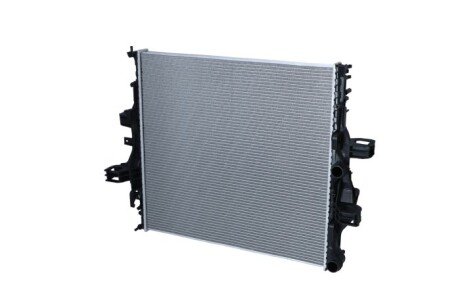 Радіатор охолодження Iveco Daily 3.0 11- (opt-om) NRF 58431