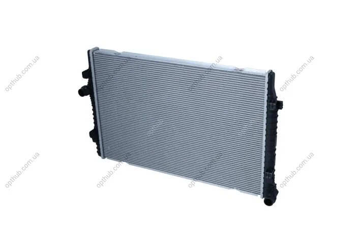 Радиатор охлаждения VW Golf VII/Passat 1.8/2.0 12-/Skoda Octavia/Superb 1.8/2.0 12- UA63 NRF 58437 (фото 1)