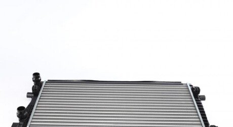 Радіатор охолодження VW Golf VII/Skoda Octavia 12- UA63 NRF 58438
