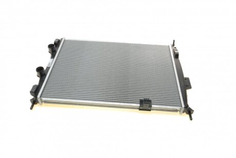 Радіатор охолоджування NISSAN QASHQAI 2.0 02-2007> -ua NRF 58461