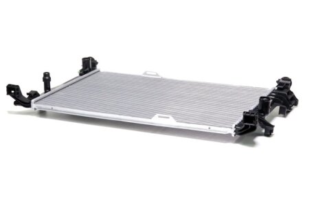 Радіатор охолодження двигуна MERCEDES-BENZ A-Series 1.5D 12- (вироб-во) NRF 58475