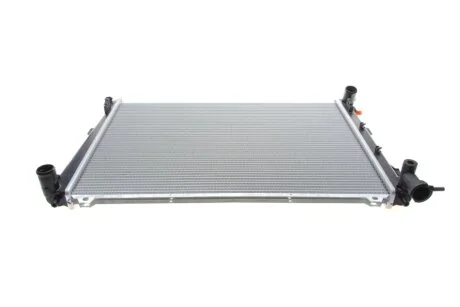 Радіатор охолодження Kia Carens III 2.0 CVVT 06- (АКПП) (opt-om) NRF 58554