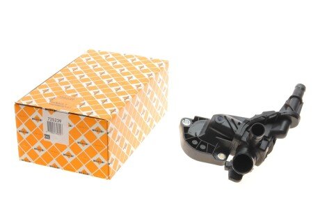 Термостат Renault Sandero 15-/Clio IV 0.9 12- (83°C) (opt-om) NRF 725239
