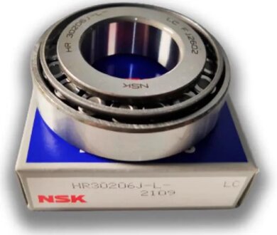 Підшипник роликовий конічний (30X62X17.25) JP -ua NSK HR30206J