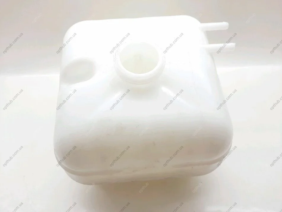 Расширительный бачок ГАЗ 3309, 3302 Cummins ISF 2.8 OEM 2705-1311010-10 (фото 1)