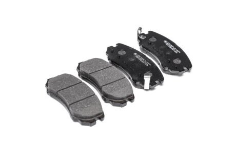 Колодки тормозные дисковые HYUNDAI TUCSON передн. (произ-во) PARTS-MALL PKA-E04