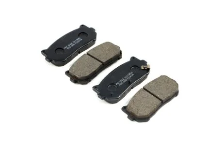 Колодка торм. диск. KIA CARENS (пр-во) PARTS-MALL PKB-008
