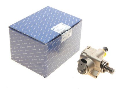 Насос паливного високого тиску Audi Q7/VW Touareg 4.2 FSI 06-10 (opt-om) PIERBURG 7.06032.06.0