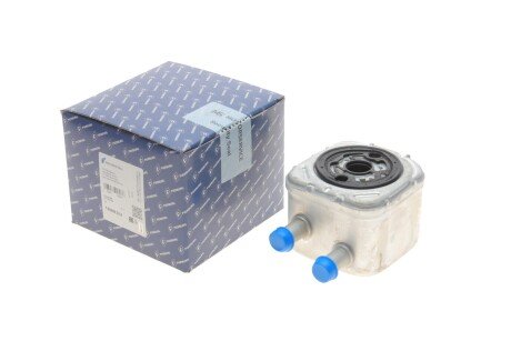 Радіатор масляний VW Golf IV 1.9TDI (теплообмінник) (opt-om) PIERBURG 7.09269.31.0