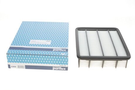 Фільтр повітряний Toyota Land Cruiser 2.8 D4d 09- (opt-om) Purflux A3058