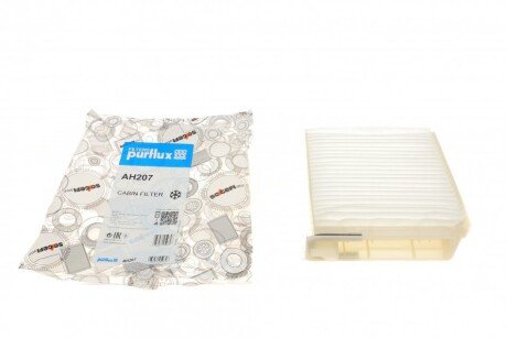 Фільтр салону Renault Clio/Dacia Logan 04- UA63 Purflux AH207