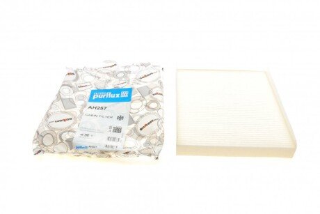 Фільтр салону Hyundai Elantra 00-06/Matrix 01-10/Coupe 96-09 UA63 Purflux AH257
