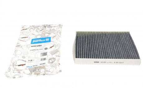 Фільтр салону Renault Scenic III 09-/Trafic III 14- (вугільний) (opt-om) Purflux AHC284