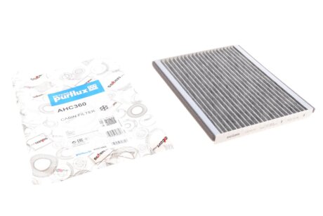 Фільтр салону Hyundai Accent III 05-10/i30 11-/KIA Ceed 12- (вугільний) UA63 Purflux AHC360