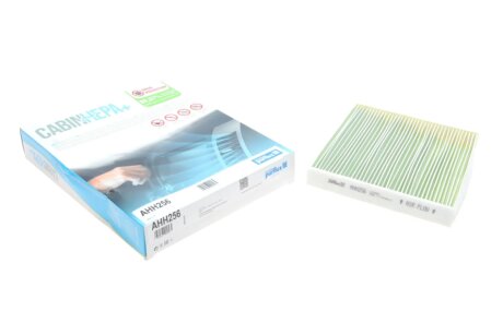 Фільтр салону Toyota Auris/Yaris 05- (антиалергенний, захист від вірусів) CabinHepa+ UA63 Purflux AHH256