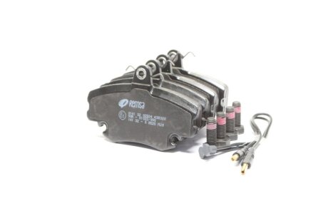 Колодка гальм. диск. RENAULT CLIO,R-19 передн. REMSA 0141.32