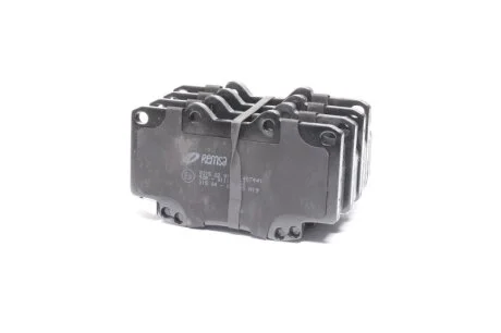 Колодки гальмівні дискові ПЕРЕДН TOYOTA LANDCRUISER 90 3.0D-4D 16V 00.10- -ua REMSA 0315.22
