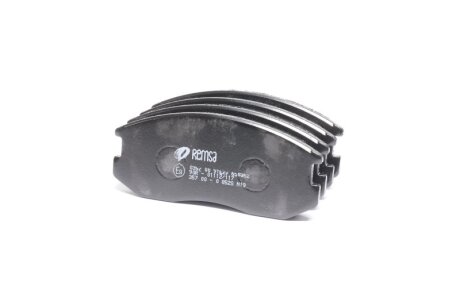 Колодка гальм. диск. MITSUBISHI COLT V, LANCER VI передн. REMSA 0357.00