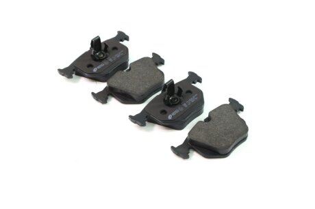 Колодки гальмівні дискові ЗАДН BMW 7 (E38) 94-01. X3 (E83) 04-. X5 (E53) 00- -ua REMSA 0381.20