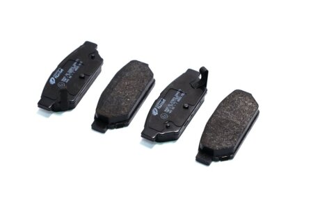 Колодка гальм. диск. MITSUBISHI COLT, LANCER 02.1994-,SMART FORFOUR 01.2004- задн. REMSA 0440.02