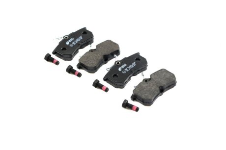 Колодки гальмівні дискові ЗАДН FORD FOCUS 1.4I, 1.6I, 1.8I, 1.8 TDI, 2.0I 98- -ua REMSA 0693.00