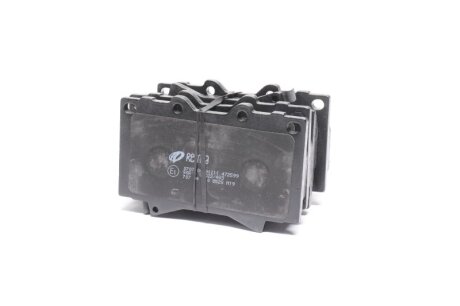 Колодки гальмівні дискові ПЕРЕДН TOYOTA LANDCRUISER 100 4,2TD 4,7 98- 120 3,0D 4,0 04- 150 3,0D 4,0 10 -ua REMSA 0707.04