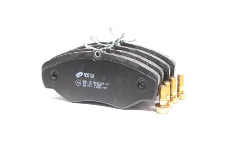 Колодка гальм. диск. OPEL VIVARO 01-, RENAULT TRAFIC 01- передн. REMSA 0834.10