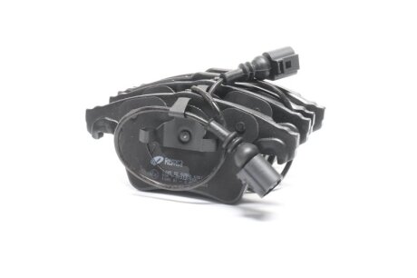 Колодки гальмівні дискові ПЕРЕДН VW TOUAREG 2.5-6.0 02-10 -ua REMSA 1045.22