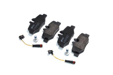 Колодка торм. диск. MB VIANO (W639), VITO (W639) задн. REMSA 1110.02