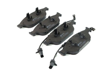 Колодка гальм. диск. AUDI A8 3.0 4.2TFSI QUATTRO,3.0 4.2TDI QUATTRO 09 - передн. REMSA 1441.02