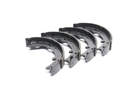 Колодка гальм. барабан. MITSUBISHI GALANT задн. REMSA 4702.00