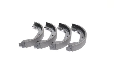 Колодка гальм. барабан. BMW, RENAULT, VW задн. C.I.U REMSA 4740.00