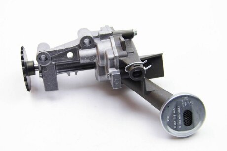 Насос масляний Opel Movano, Trafic 01, Master, Kangoo, Megane 1.9dCi RENAULT 150101308R