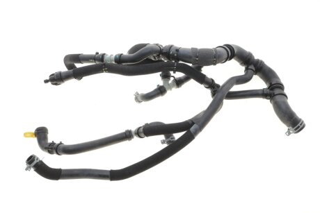 Патрубок RENAULT 215018402R