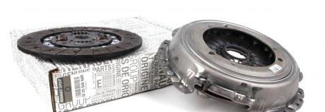 Комплект зчеплення Master 2.3dCi 10- (з 415 0490 10) (opt-om) RENAULT 302054956R