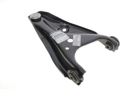 Важіль підвіски (передній/знизу) (L) Logan 1.2-1.6 04- UA63 RENAULT 54 50 113 62R