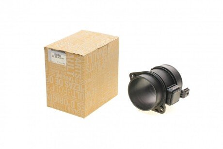 Витратомір повітря Master 2.3dCi 10- (opt-om) RENAULT 8200914647