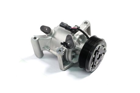 Компресор кондиціонера RENAULT 926005154R