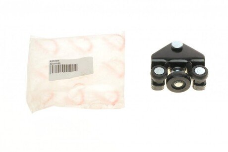 Ролик дверей (бічних/нижній) Renault Master/Opel Movano 98- (без кронштейна) (8200080754) (opt-om) ROTWEISS RWS1040