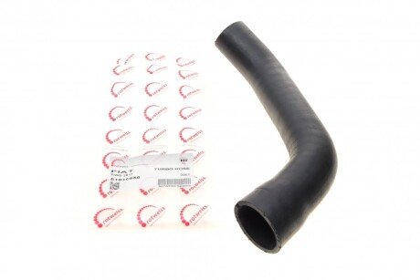 Патрубок інтеркулера Fiat Doblo 1.3 D 10- (інтеркулер - впускний колектор) (opt-om) ROTWEISS RWS2617